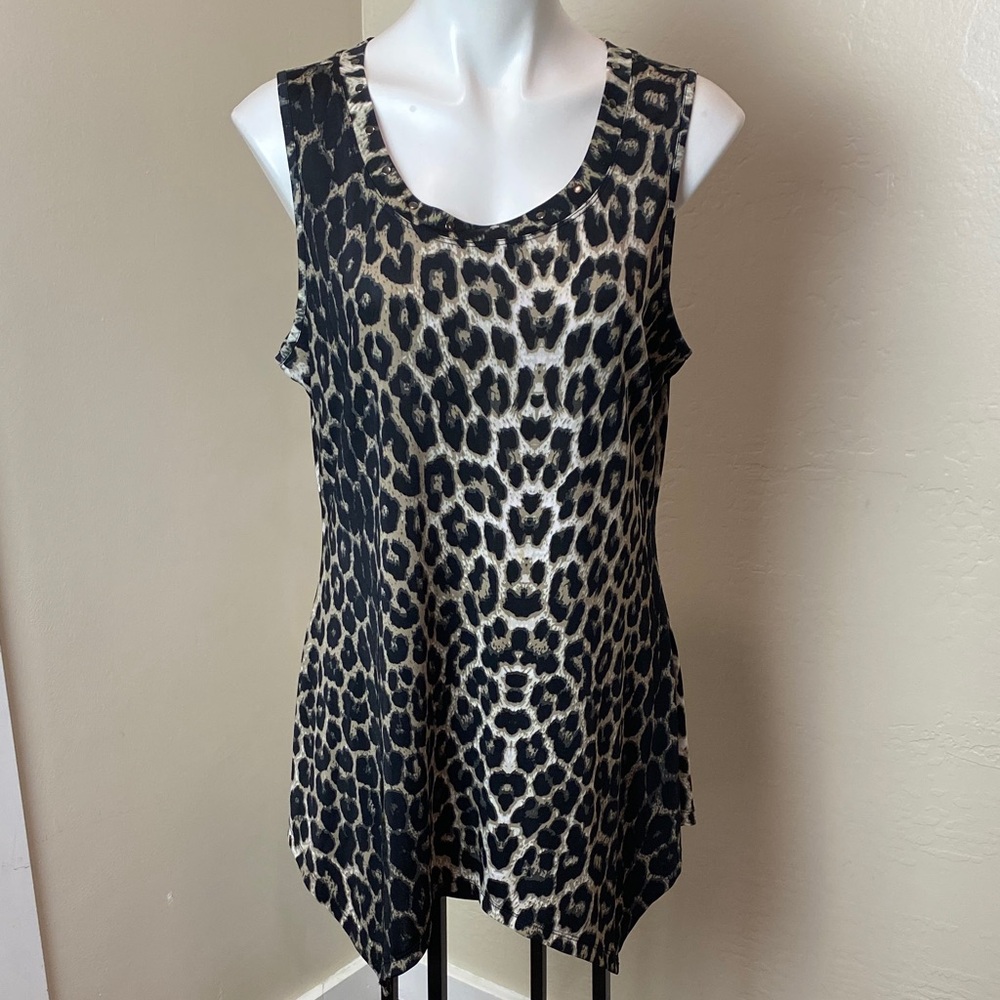 Chic Leopard Print Tank Top